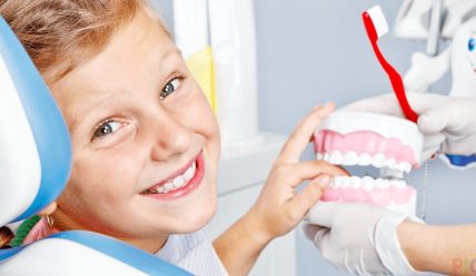 Как выбрать стоматологическую клинику для детей: практическое руководство для родителей