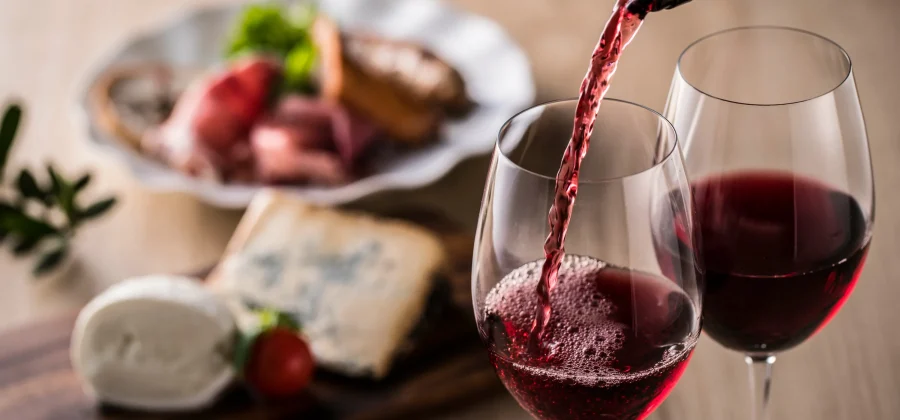 Виды бокалов для вина: как выбрать идеальный и насладиться напитком по-настоящему