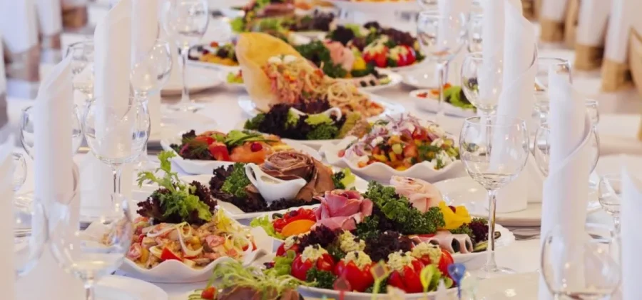 Проведение банкетов в ресторане: праздник с комфортом и стилем
