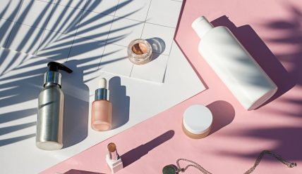 Как выбрать косметику в магазине «Подружка» и сэкономить с помощью промокодов