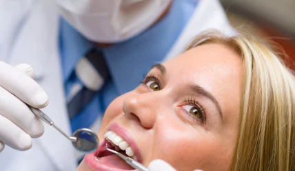 Новая улыбка с нуля: особенности и преимущества тотальной имплантации зубов