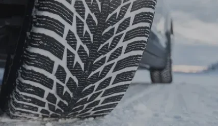 Покупка зимних нешипованных шин: комфорт и безопасность в любое время года