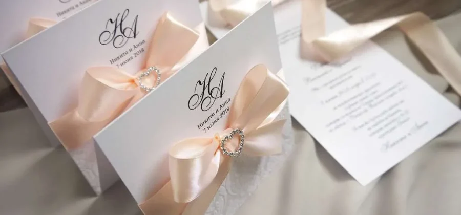 Как выбрать пригласительные на свадьбу: советы для идеального торжества