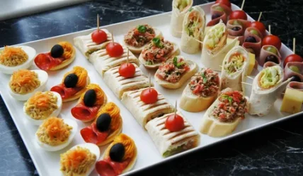 10 необычных закусок для домашней вечеринки, которые легко повторить