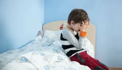 Почему у детей возникает энурез: причины, механизмы и подходы к решению проблемы