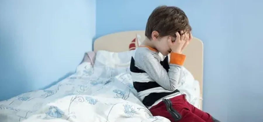 Почему у детей возникает энурез: причины, механизмы и подходы к решению проблемы