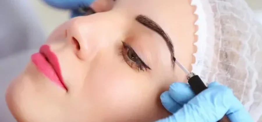 Особенности и перспективы обучения на косметолога: путь к профессии будущего